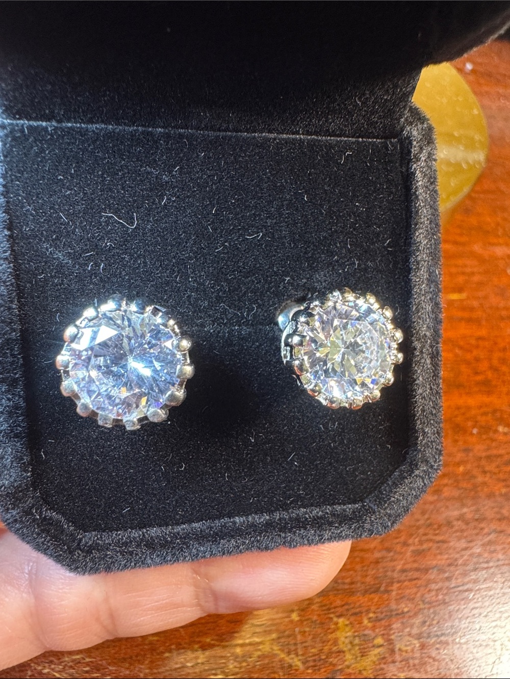 3193-Swarovski‎ crystal element post earrings. Velvet box included.